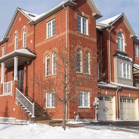 Jazzy Home Stay Mississauga Buitenkant foto