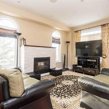 Jazzy Home Stay Mississauga Buitenkant foto