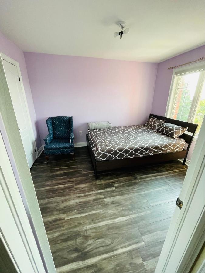 Jazzy Home Stay Mississauga Buitenkant foto
